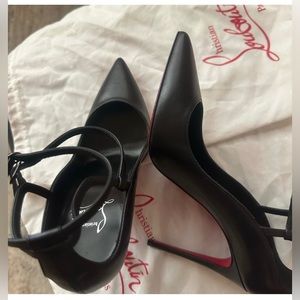 Authentic  Christian Louboutin
CONCLUSIVE 100
Heels Pumps Shoes new